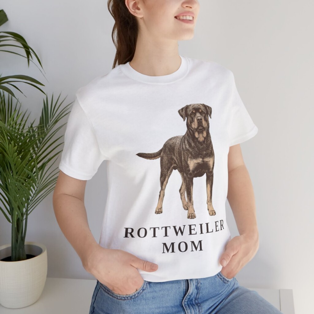 Rottweiler Mom Shirt, Vintage Dog Sketch Tee, Dog Mom Gift Rottweiler Mom Shirt, Vintage Dog Sketch Tee, Dog Mom Gift