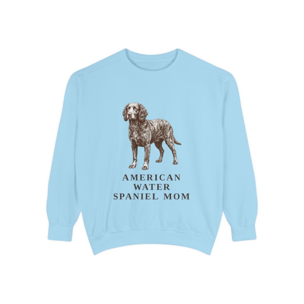 american-water-spaniel-sweatshirt-mom-chambray American Water Spaniel Mom Sweatshirt, Chambray, front view