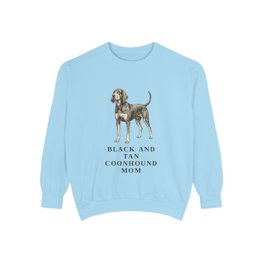 Black and Tan Coonhound Mom Sweatshirt, Chambray, front view