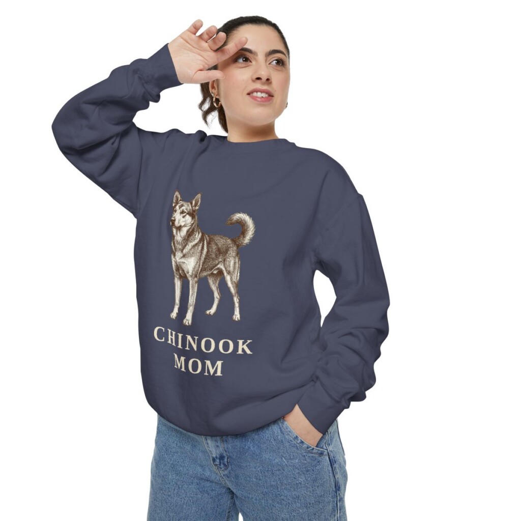 Chinook Mom Sweatshirt, Denim, person 2 context