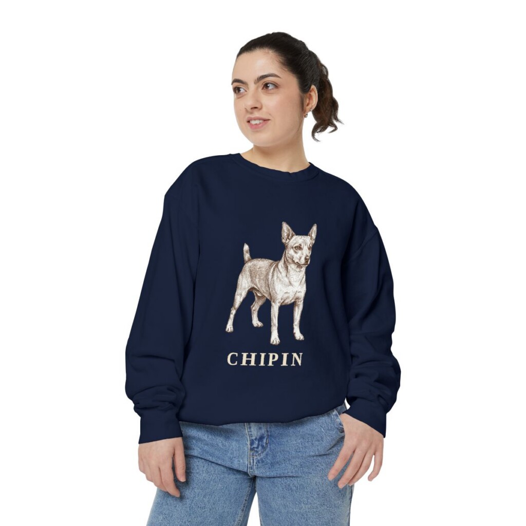 Chipin Sweatshirt, True Navy, person 2 front