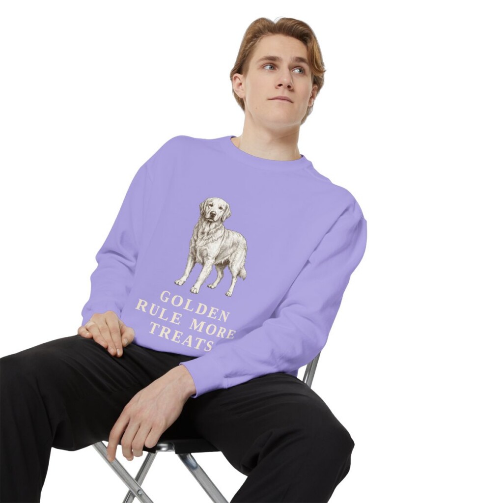 Golden Retriever Humor Sweatshirt, Violet, person 1 context
