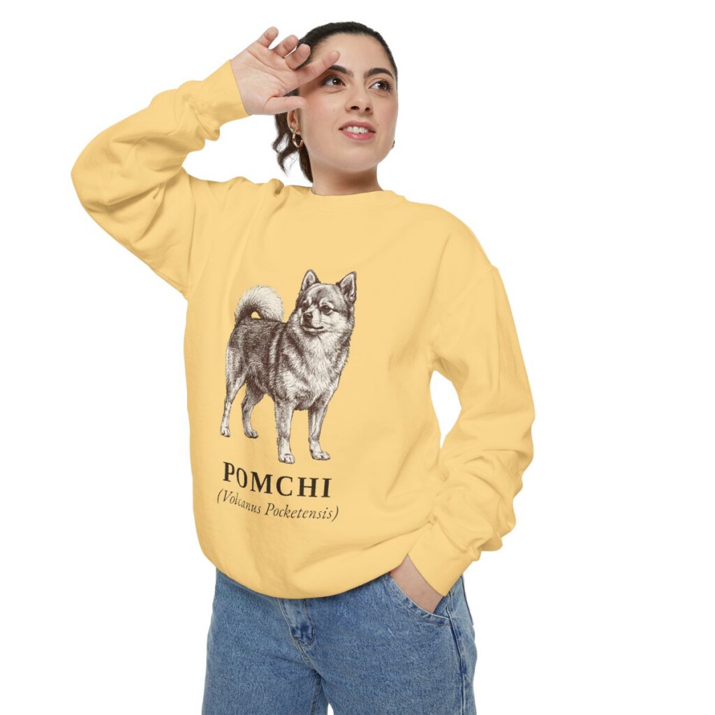 Pomchi Latin Sweatshirt, Butter, person 2 context