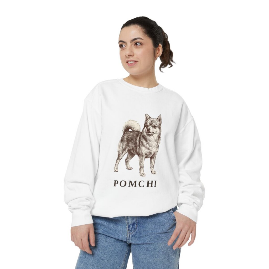 Pomchi Sweatshirt, White, person 2 front