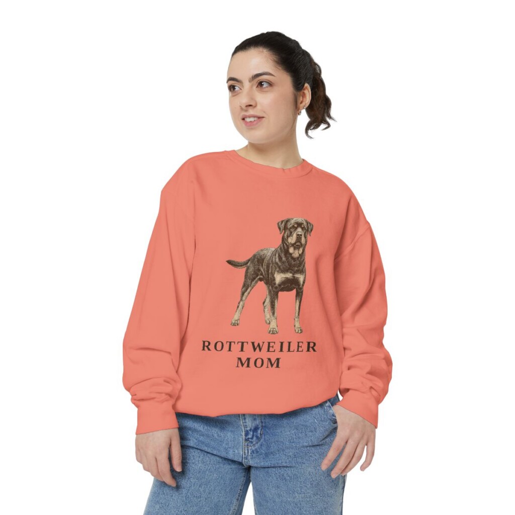 rottweiler-sweatshirt-mom-terracotta-person-2-front Rottweiler Mom Sweatshirt, Terracotta, person 2 front