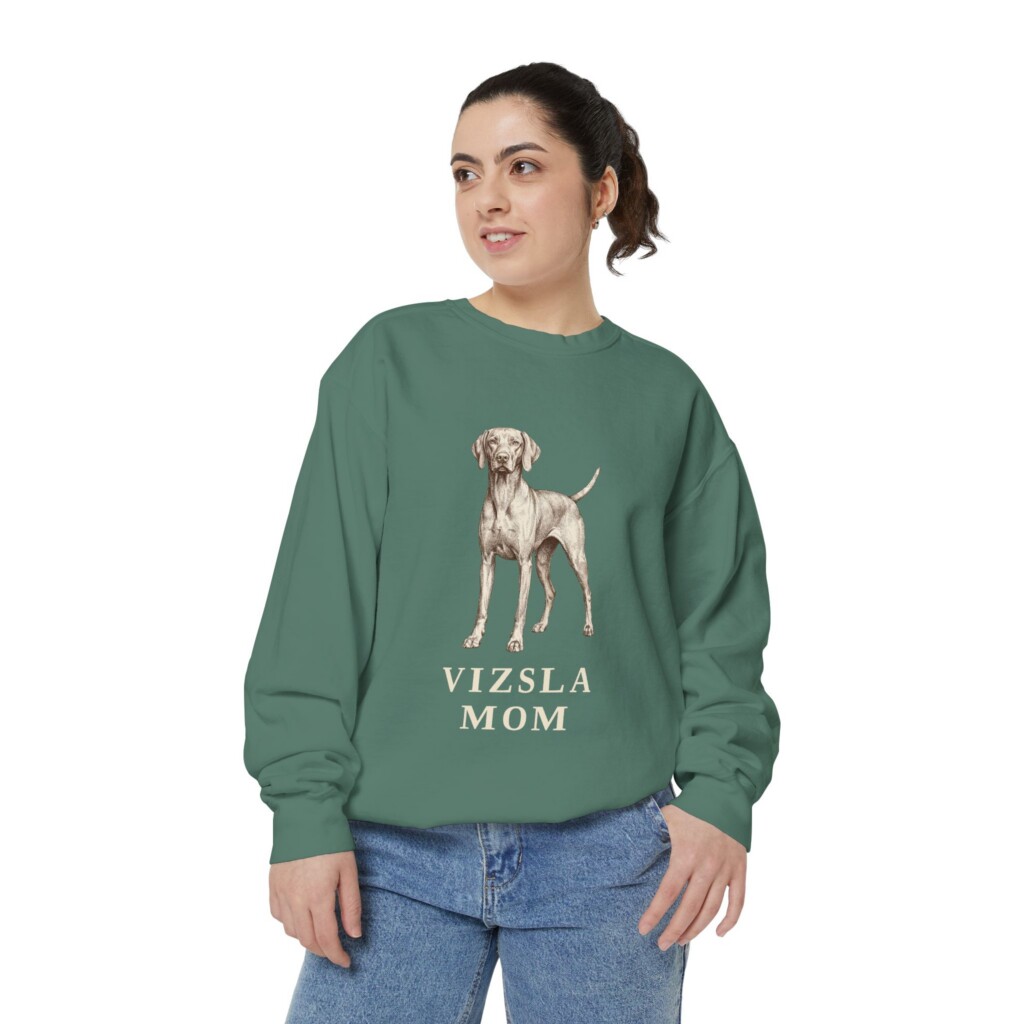 Vizsla Mom Sweatshirt, Vintage Dog Sketch Crewneck, Dog Mom Gift